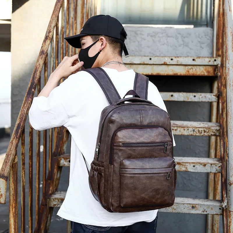 Mochila Executiva em Couro Cargo