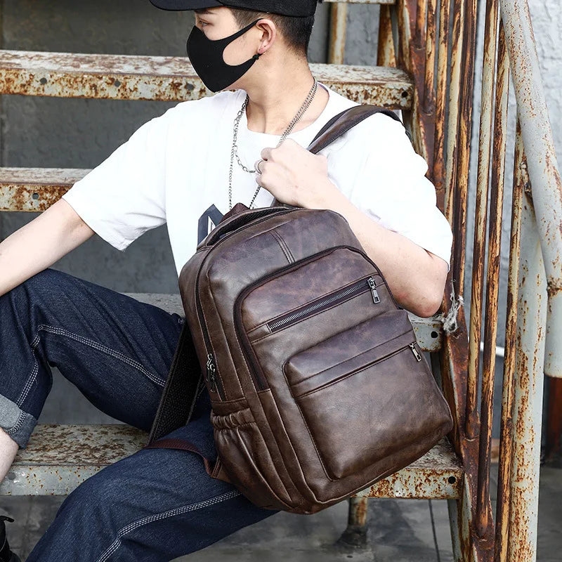 Mochila Executiva em Couro Cargo
